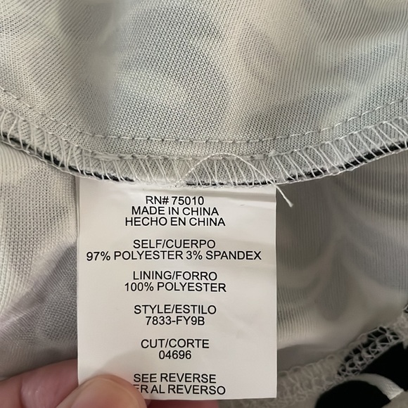 Black & White Velvet Textured Damask Filigree Dress - Picture 11 of 11